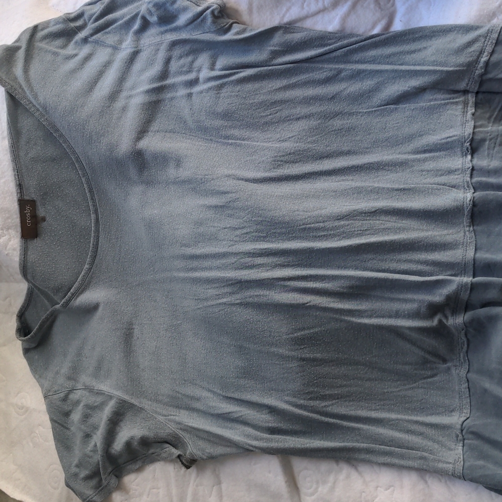 Crosby short sleeved top. Size xL